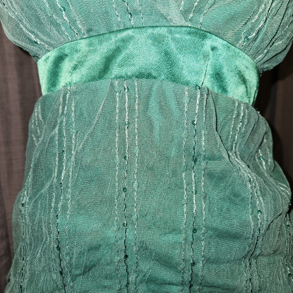 Halter Neck Top - Picture 3 of 8